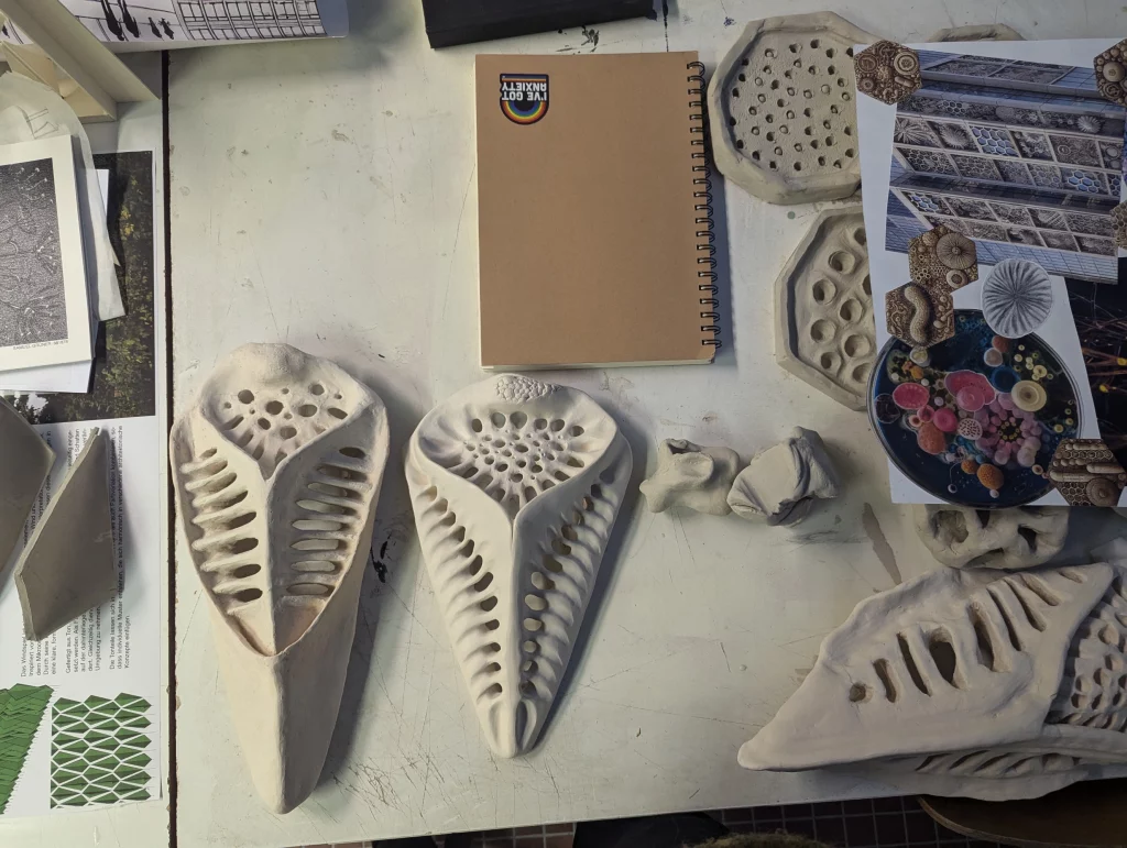 Nora Mertes, teaching, Fakt und Fiktion