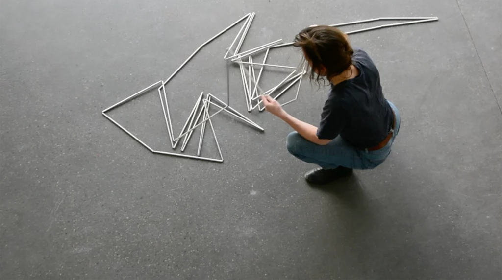 Nora Mertes, works, am Rand die Mitte