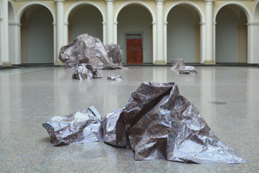 Nora Mertes, works, From Above and Below